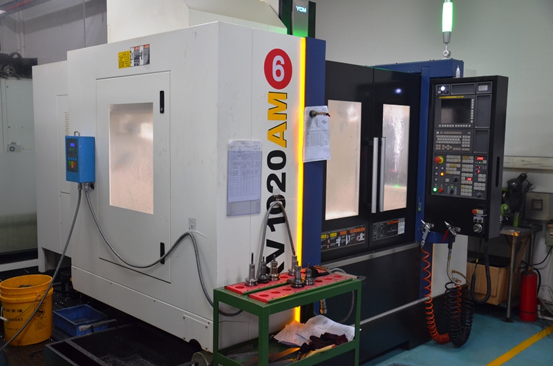 CNC machining center CNC machining center