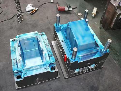 Tool Box with cover mold